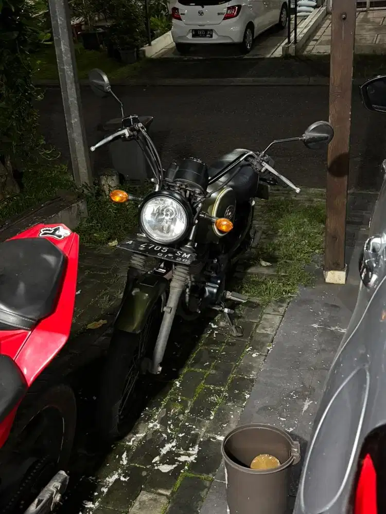 Kawasaki Motor W175 SE 2018 Hijau Army Green