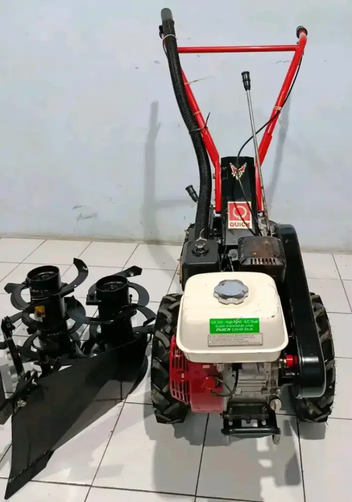 Cultivator Cakar Baja