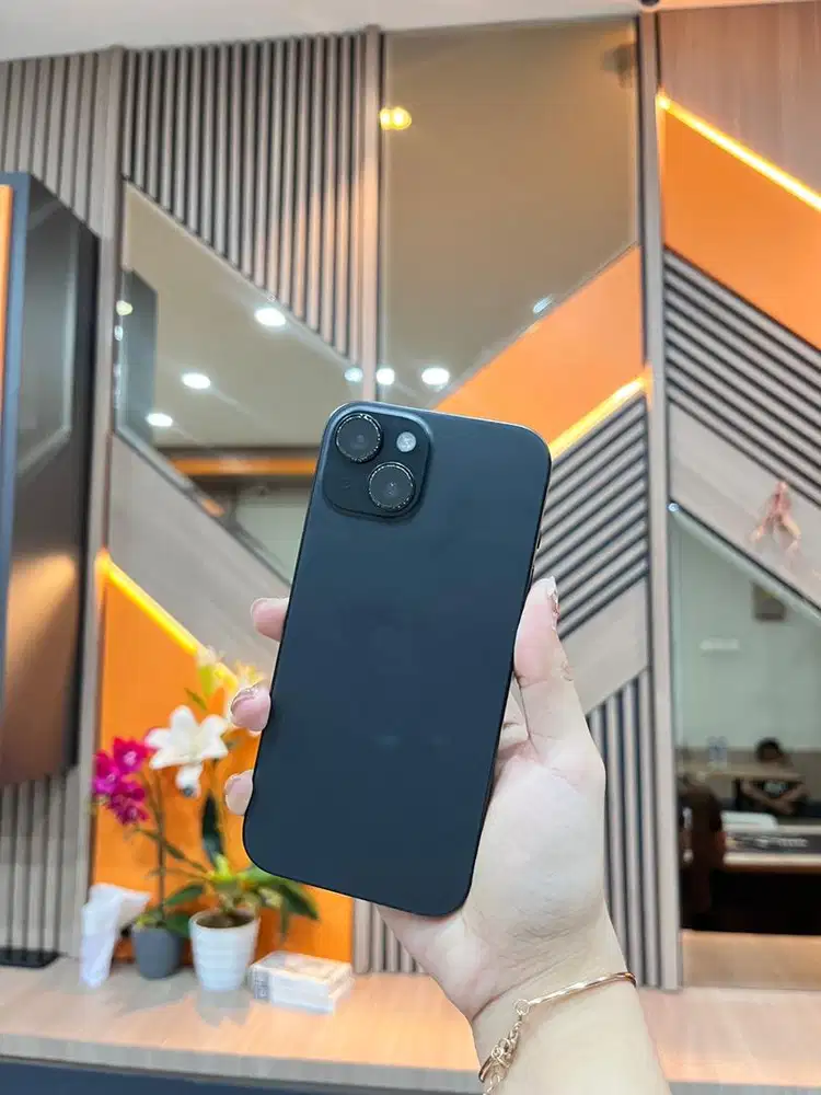 iphone 15 sec resmi indo