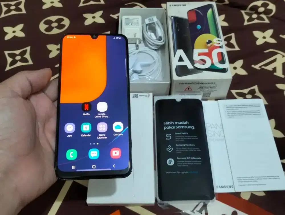 BUTUH UANG SAMSUNG GALAXY A50S RAM 4GB / 64GB 4G AMOLED 6.4in 48MP NFC