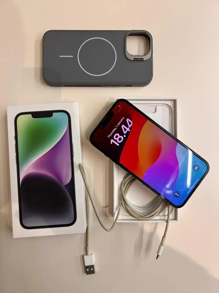 Iphone 14 128 Midnight Blue Garansi Ibox resmi Indonesia