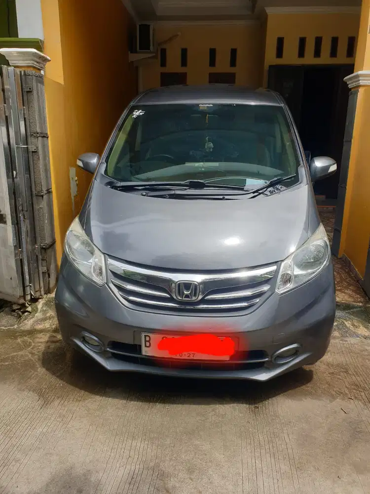 Honda Freed 2012 Bensin