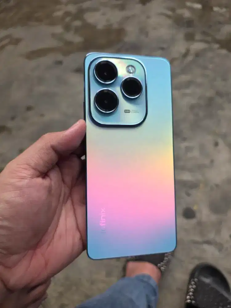 Infinix hot 40 pro 12/256 pemakaian,nominus(ada 1 titik ws gk ngaruh),