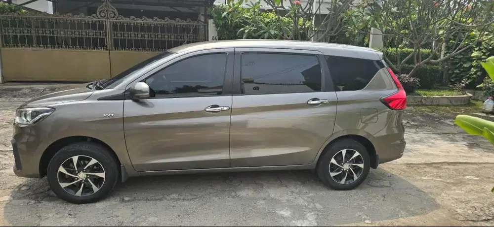 MOBIL SUZUKI ERTIGA-GX MATIC BENSIN 2020