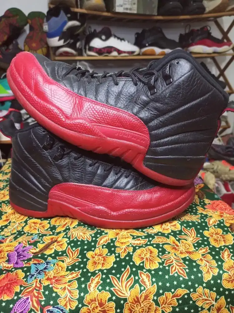 Jordan Retro 12 size 42