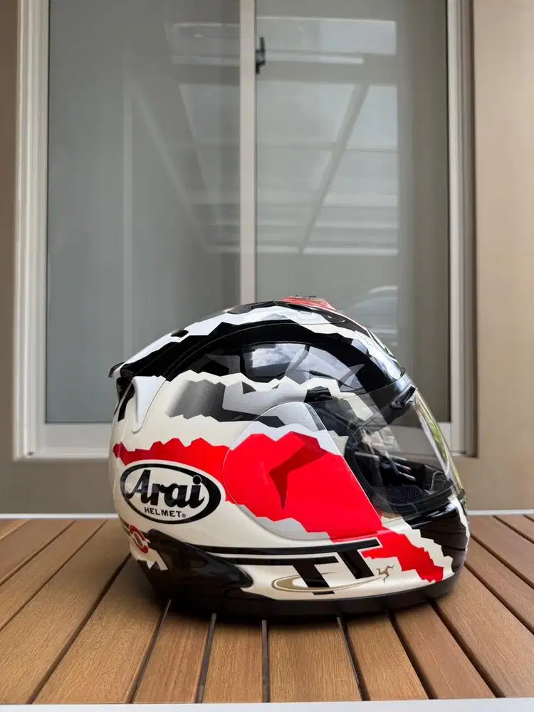 ARAI RX 7 RR 5 DOOHAN TT / SHOEI X FOURTEEN