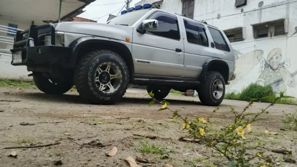 Nissan Terrano _ 2001, sehat gagah ~ Jombang