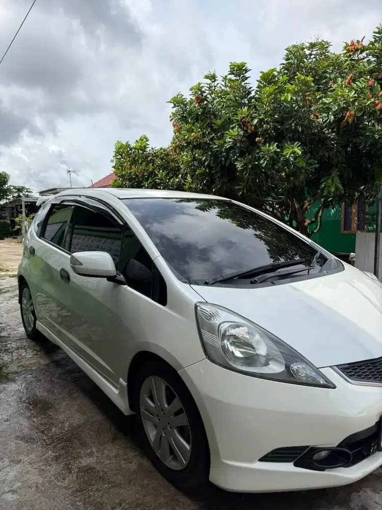 Honda Jazz RS Manual