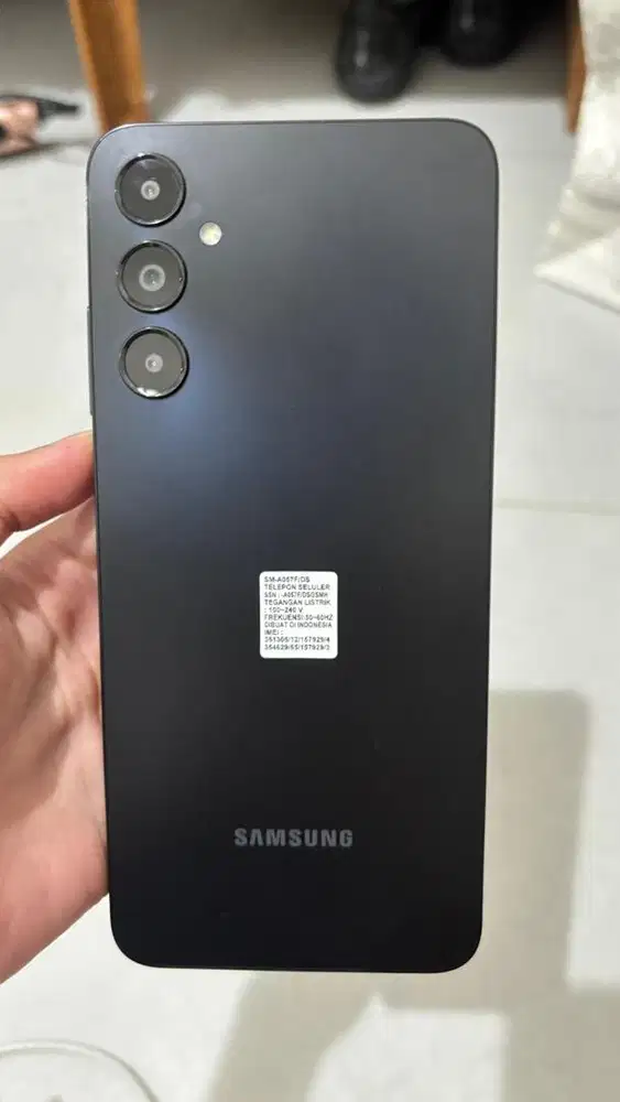 Samsung A05s, No minus hanya anti gores yang retak