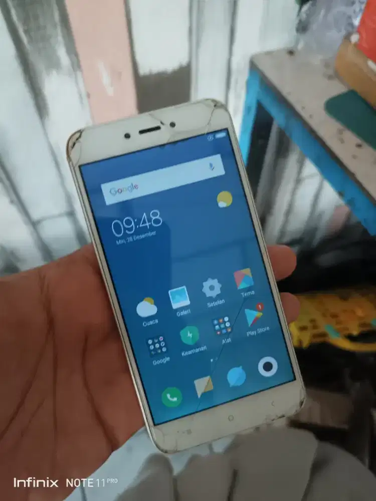 Redmi 5a ram 2/16gb hp aja batangan