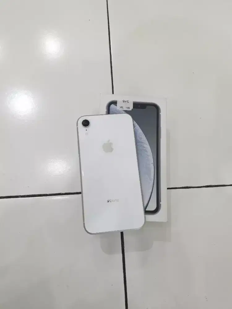 Iphone Xr 128GB mulus lengkap