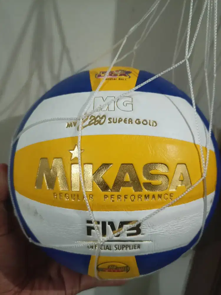 Bola Mikasa 2200 mv gold ori