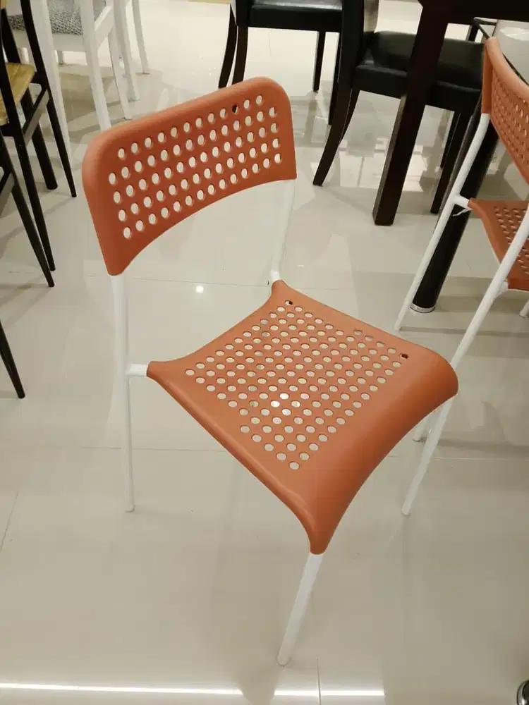 Selma Halbert Kursi Teras