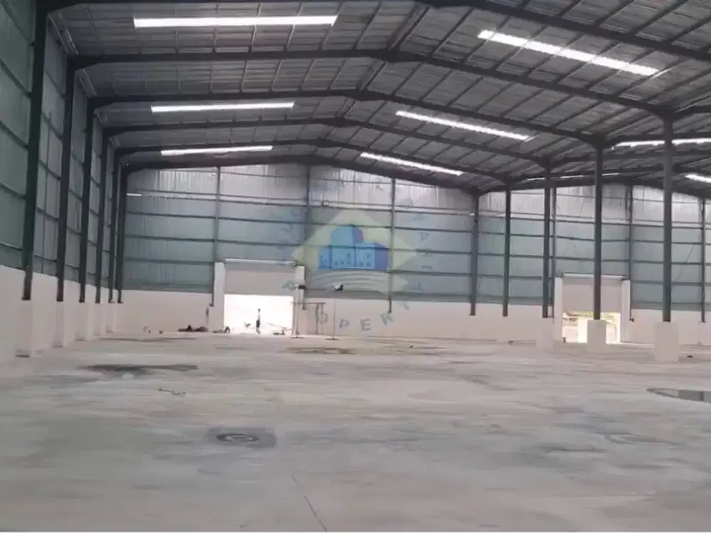 DISEWAKAN GUDANG BANGUNAN BARU - Jl. Raya Pakuhaji - Sepatan, Tangerang.