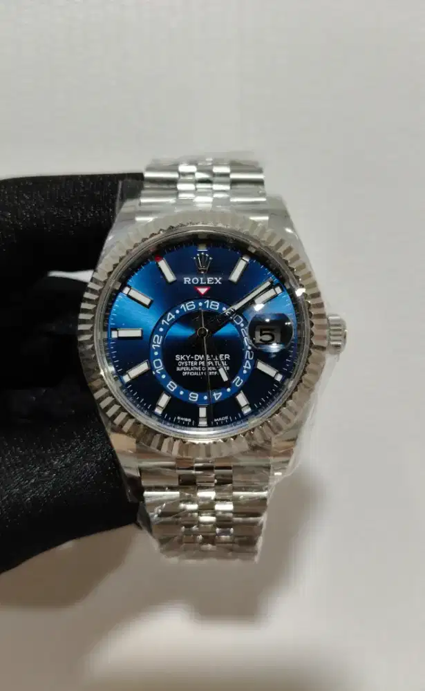 Rolex Skydweller Blue 326934 Fluted Jubilee