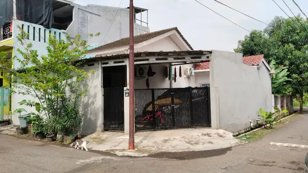 Dijual Rumah Murah Hoek di Citra Indah City
