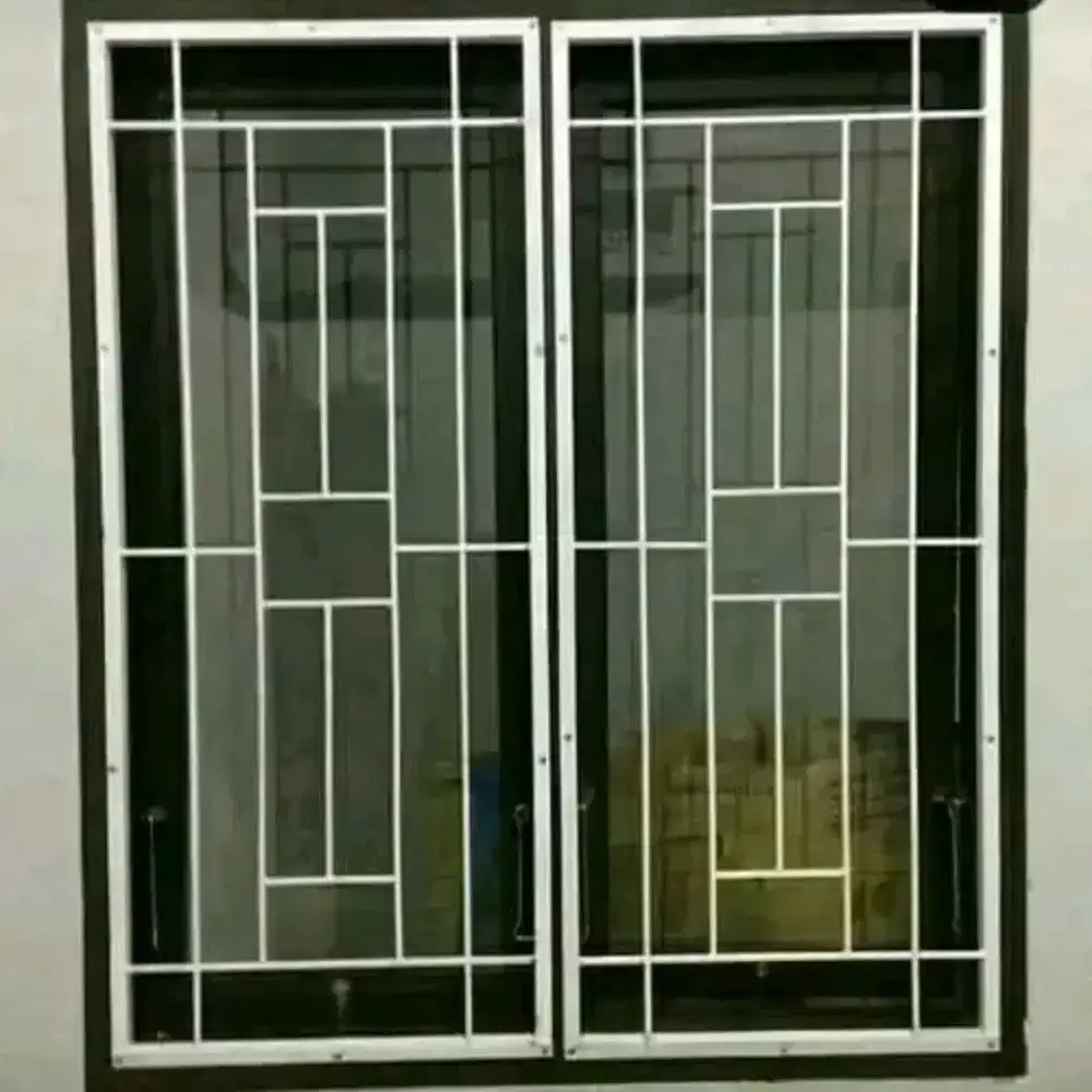 Bengkel las Arsa besi dan stanlees