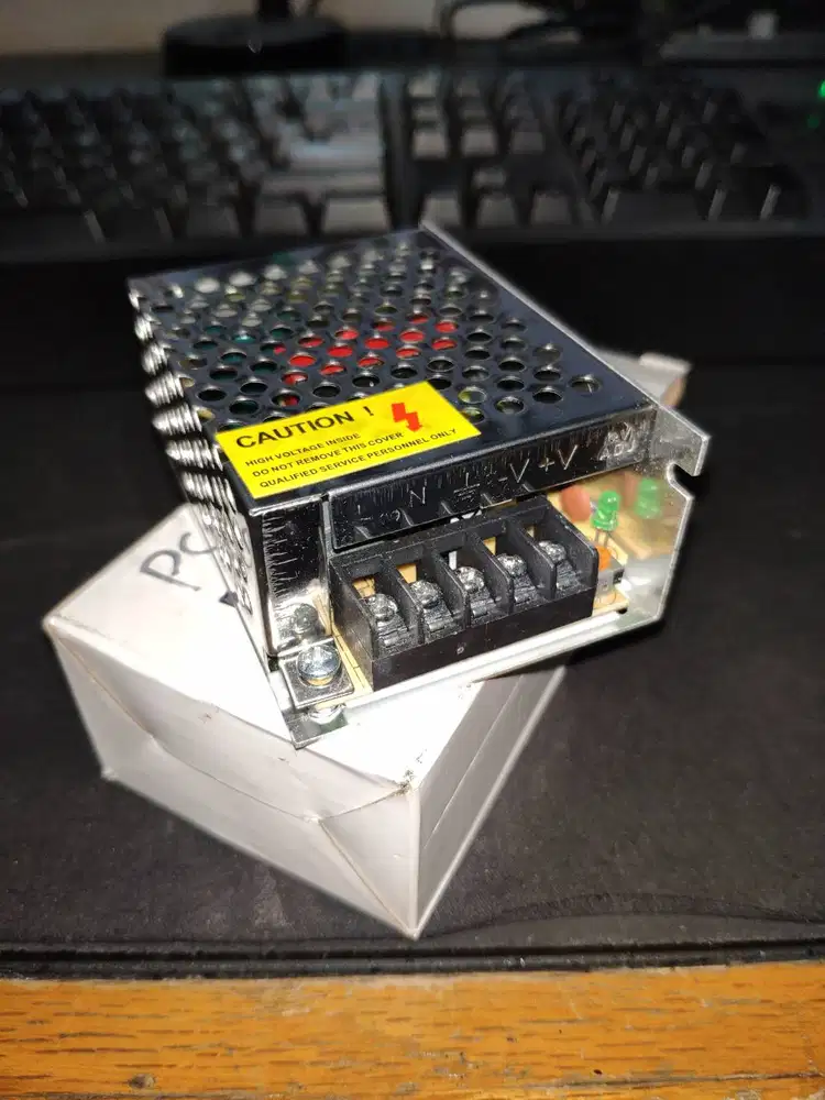 Switching Power Supply 5V 5.5A 5A Body Kecil PSU ADAPTOR JARING HIGH Q