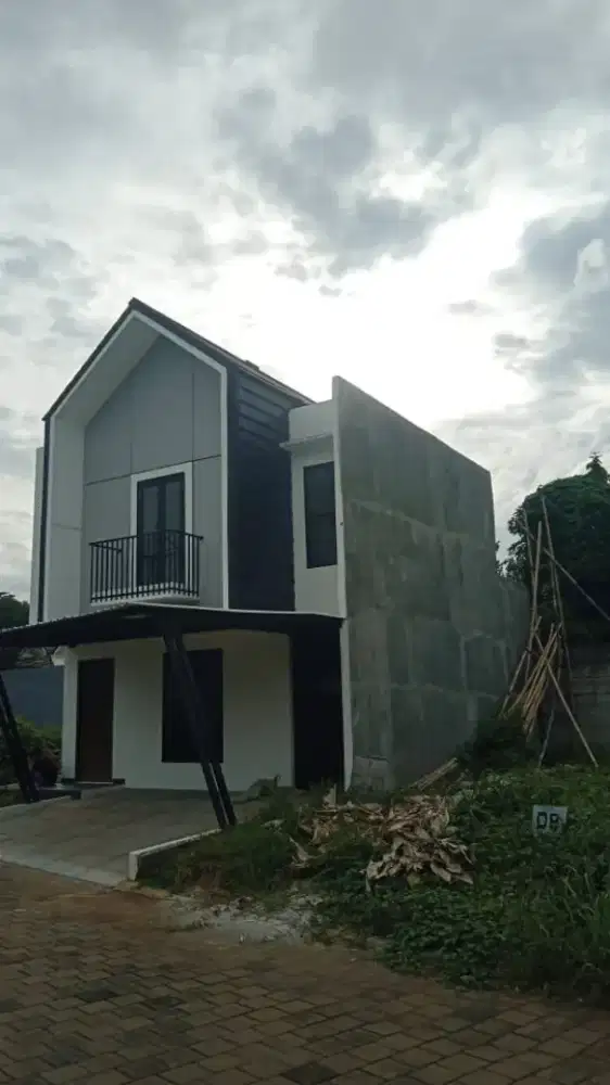 DISEWAKAN RUMAH BARU CLUSTER ASKARA RESIDENCE YANG NYAMAN 2 LT.