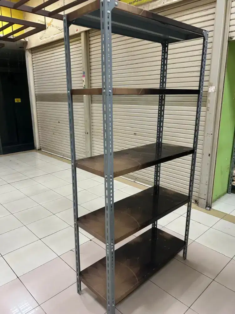 Rak.barang sesuai di foto realpict 4 susun