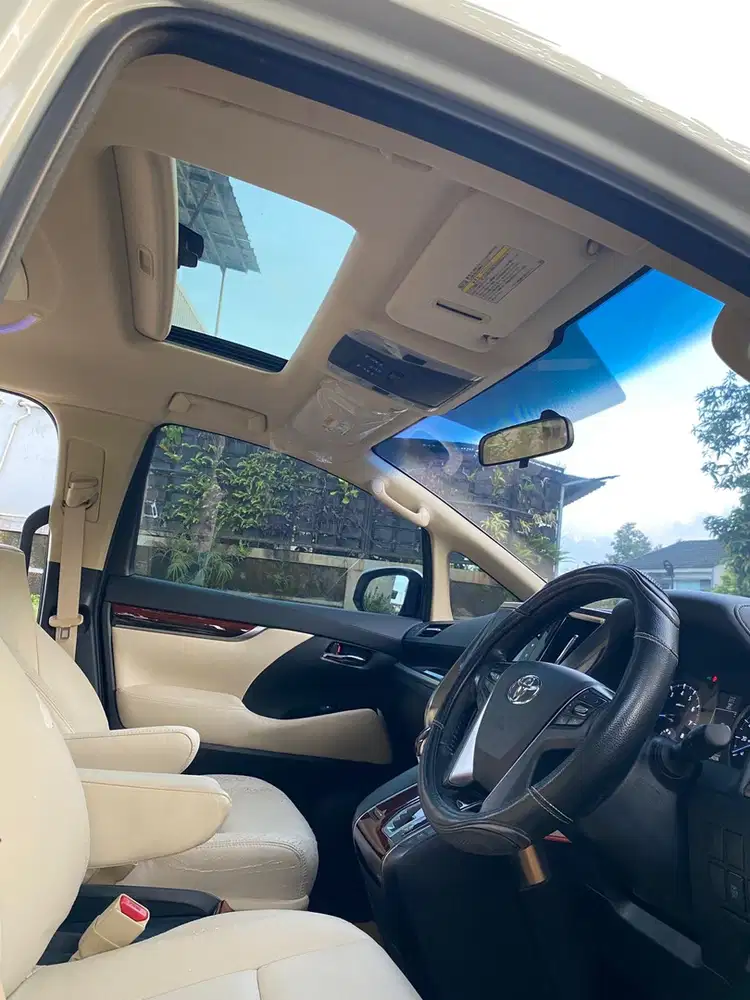 Toyota Vellfire 2015 Bensin