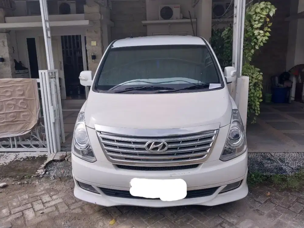 Hyundai H1 2012 bensin matic