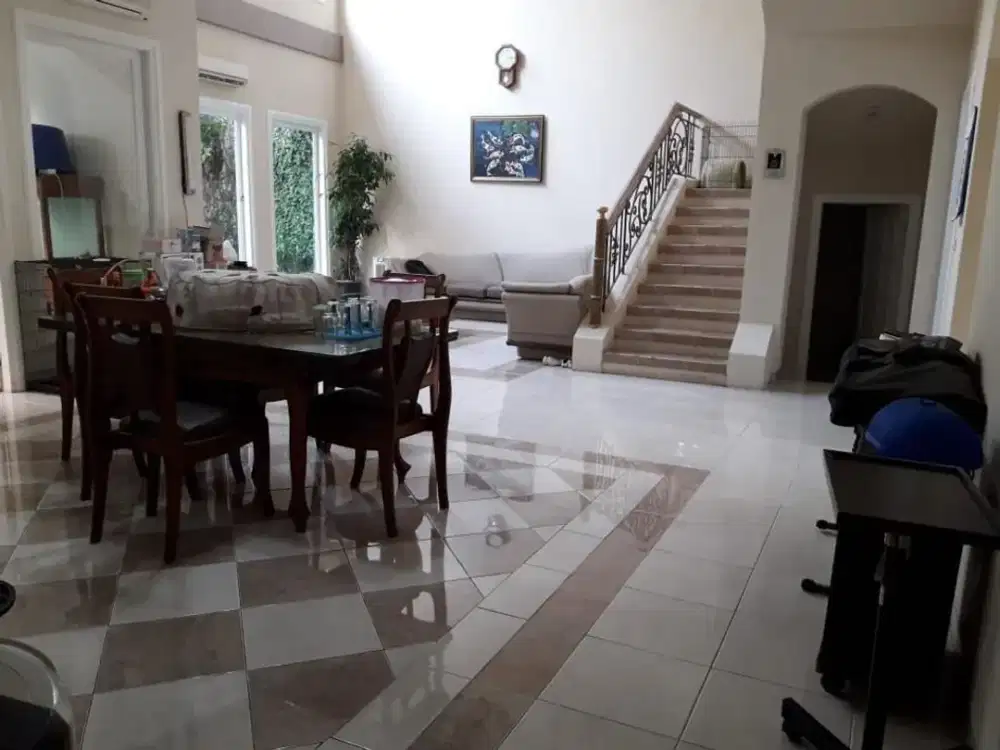 Rumah Central Park Mulyosari, Lokasi Boulevard utama