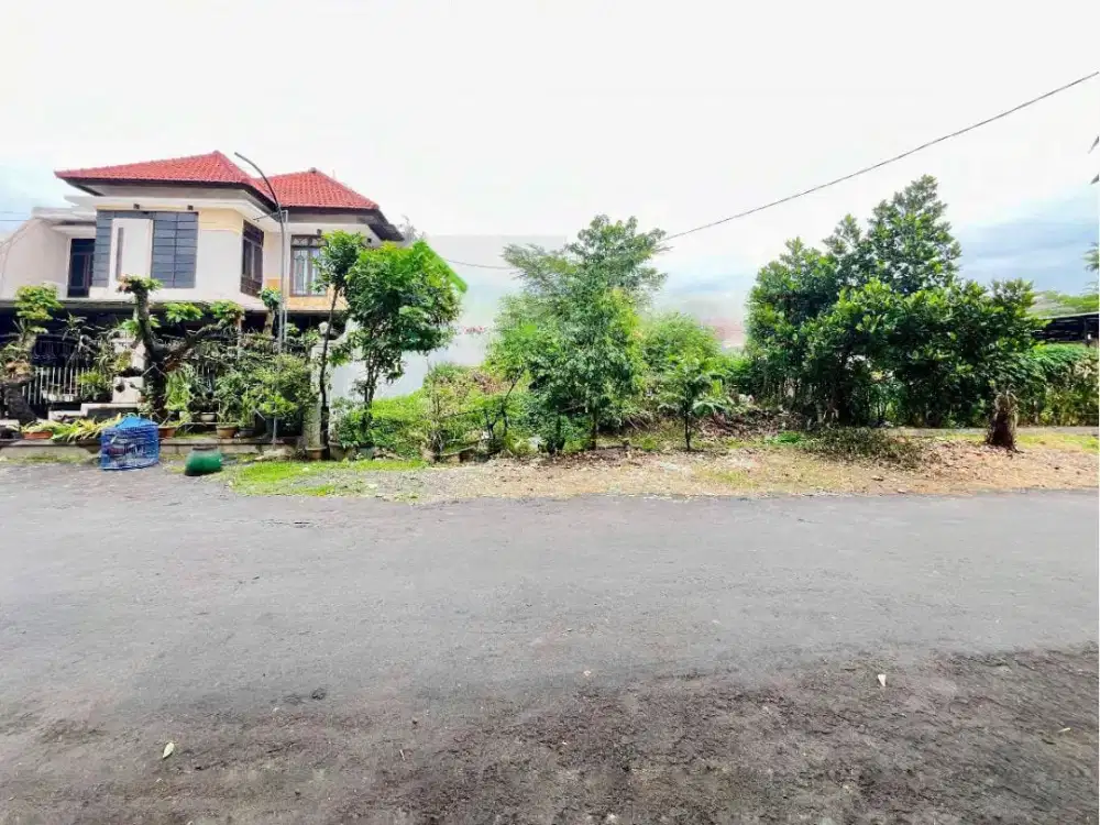 LANGKA Tanah Dkt Kampus UB Jalan Griyasanta Papa Kuning