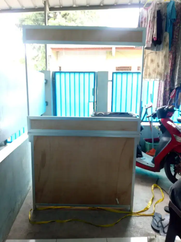 booth jualan 80x60x105