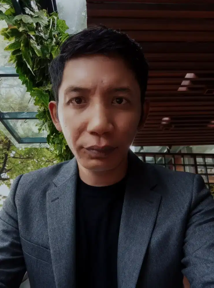 Supir harian dalam dan luar kota