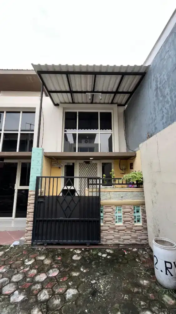 Di jual Rumah (compact)