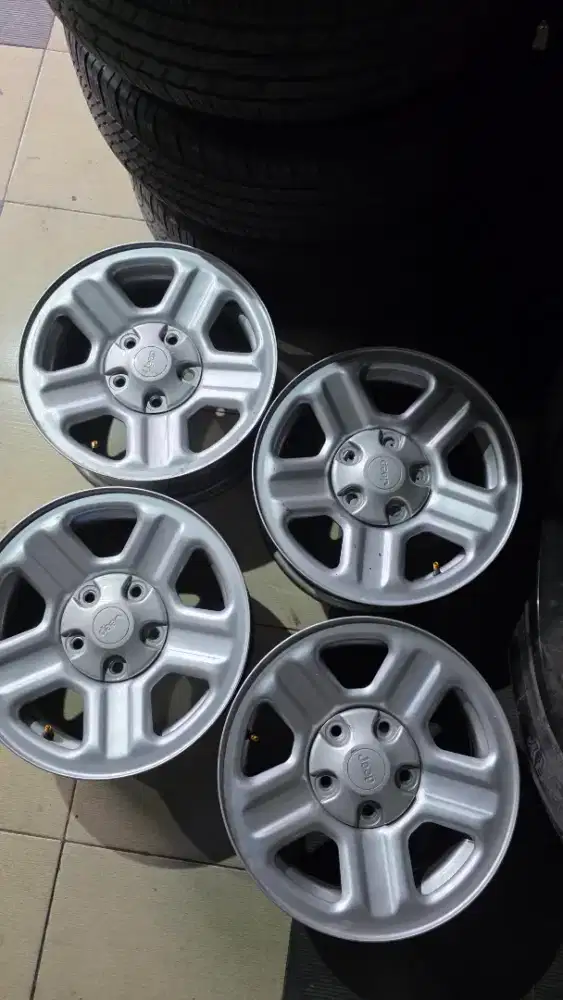 Velg kaleng jeep JK rubicon 16