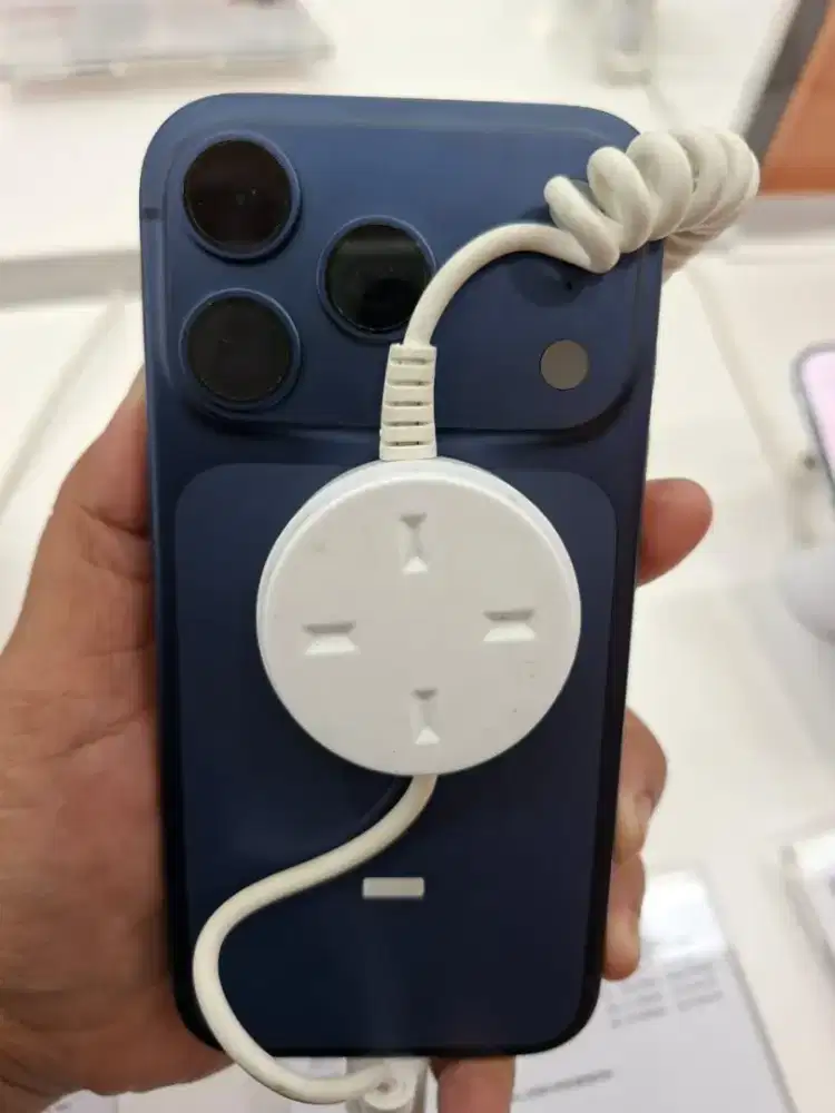 Iphone 17 Pro 256 GB Deep Blue