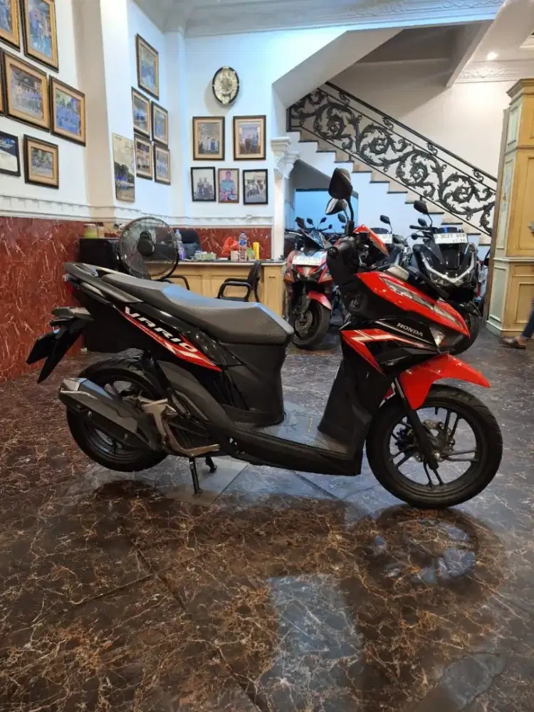 HUB CE KOM DP 1 JT VARIO 125 2025 MOTOR GRES KAYA BARU KM LOW