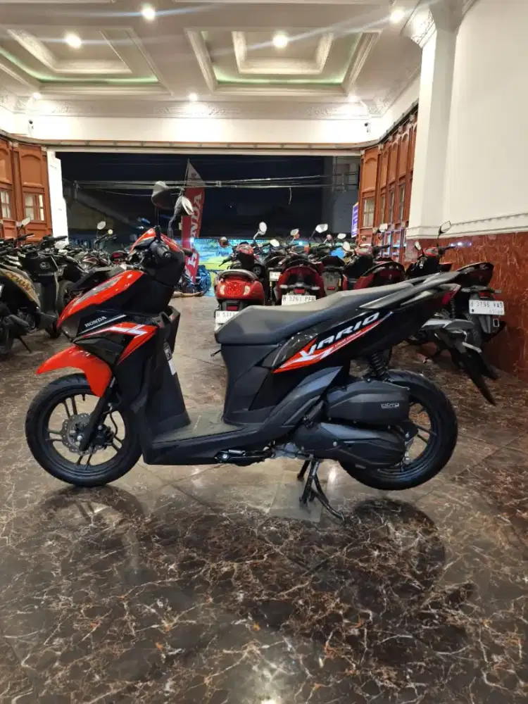 HUB CE KOM DP 1 JT VARIO 125 2025 MOTOR GRES KAYA BARU KM LOW