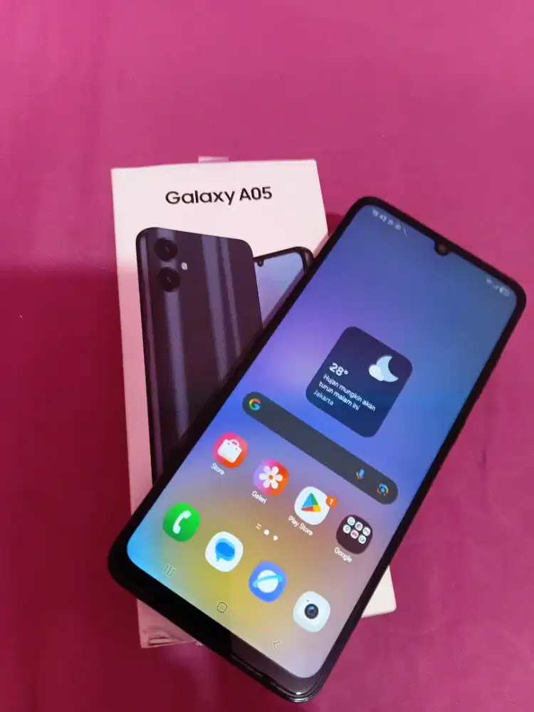 Hp samsung A05 Ram 4/64 lengkap mulus harga net