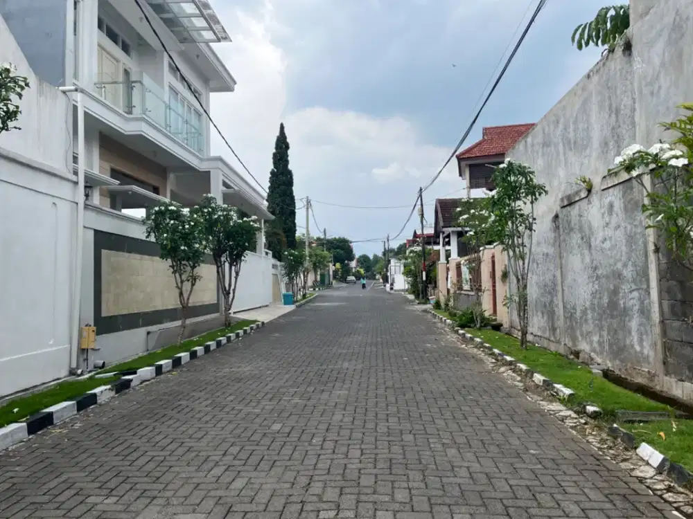Rumah Bunga Tanjung Lowokwaru Dekat Suhat