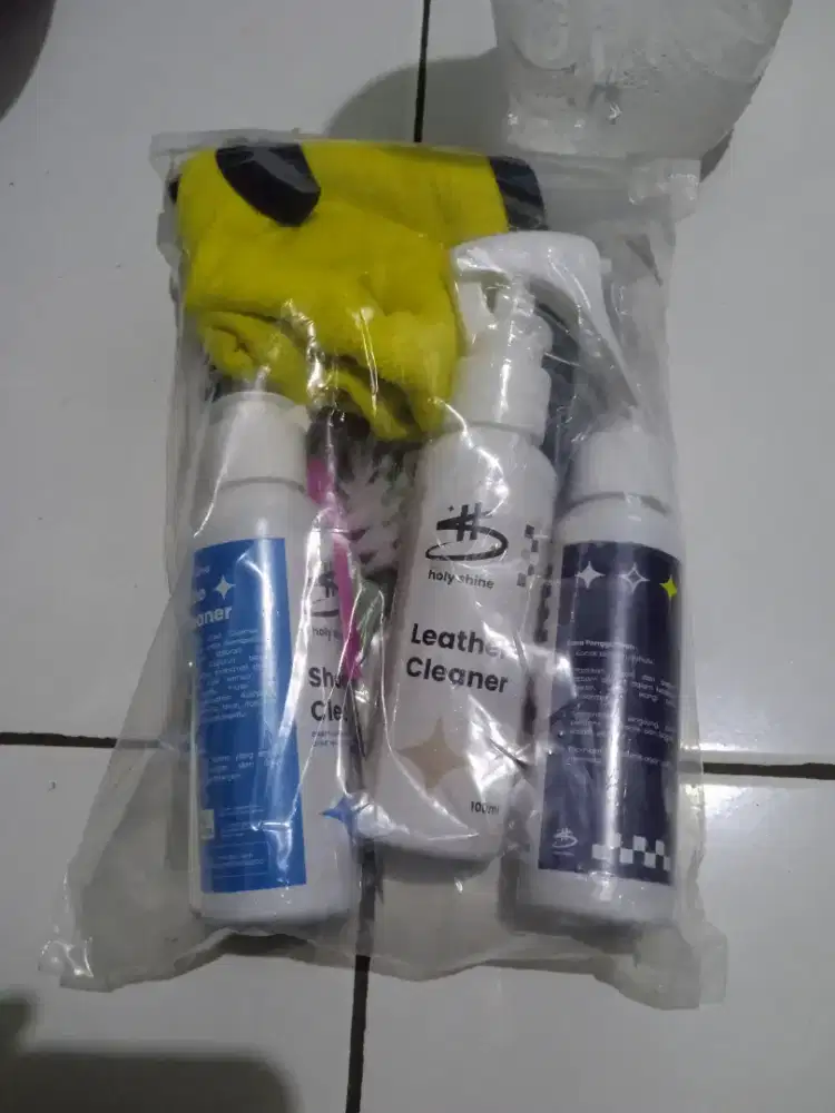 Paket sabun cuci sepatu