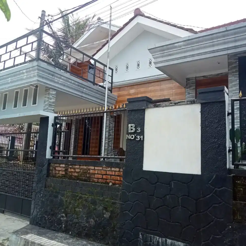 DIJUAL! Perum. Tm. Lestari.
Blok B-3 No.33
Cibadak - Sukabumi