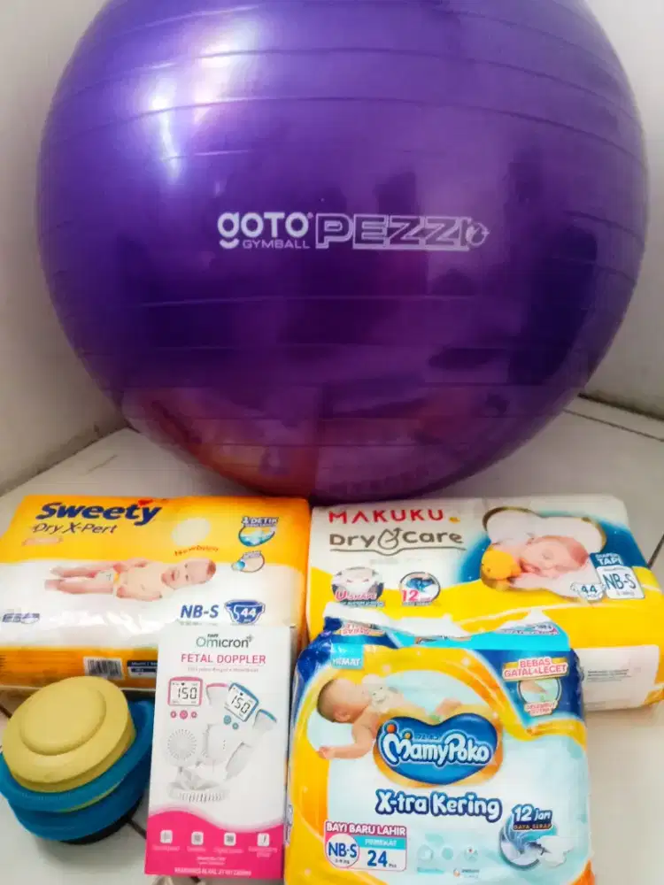 Perlengkapan ibu hamil dan bayi