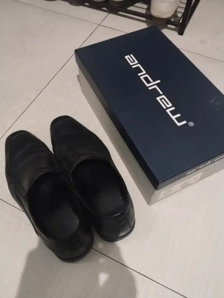 Sepatu original Andrew 40