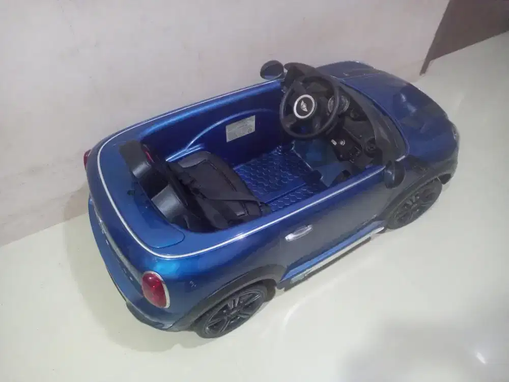 Mobil Aki Mini Cooper