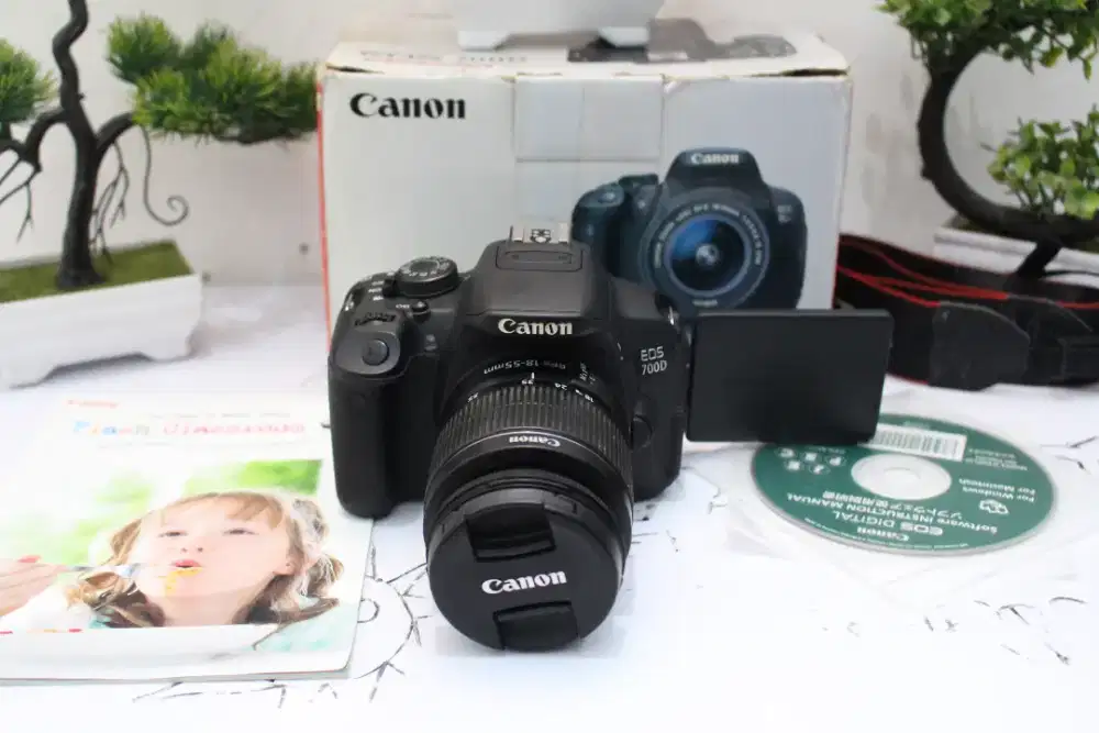 Kamera DSLR Canon 700d mulus fulset