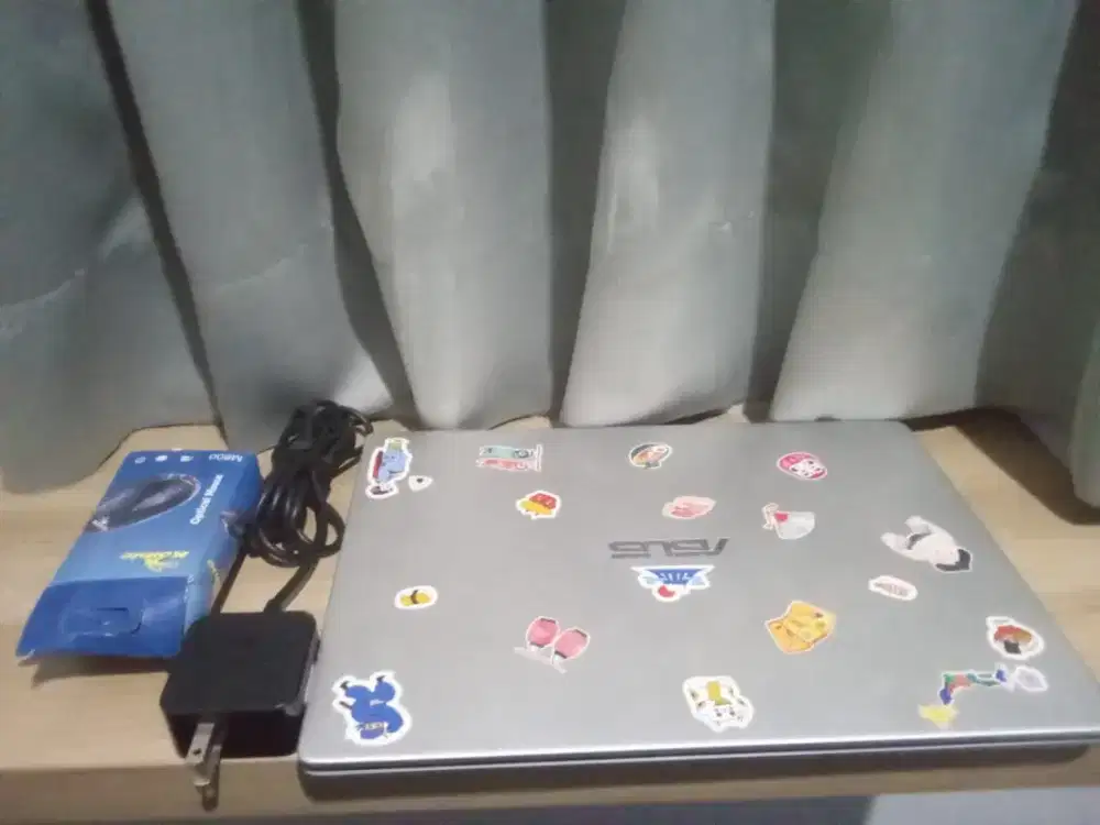 Jual cepat notebook asus