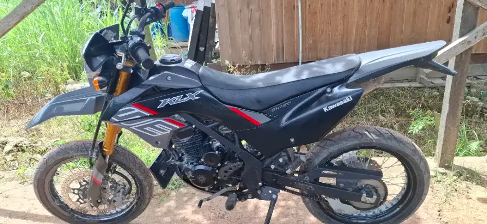 Motor KLX 150 SM SE TAHUN 2025