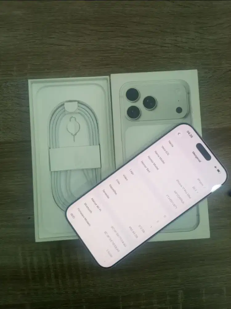 iPhone 17 Pro max 512GB Warna Silver