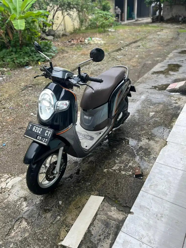 Scoopy 2017 kumplit mulus