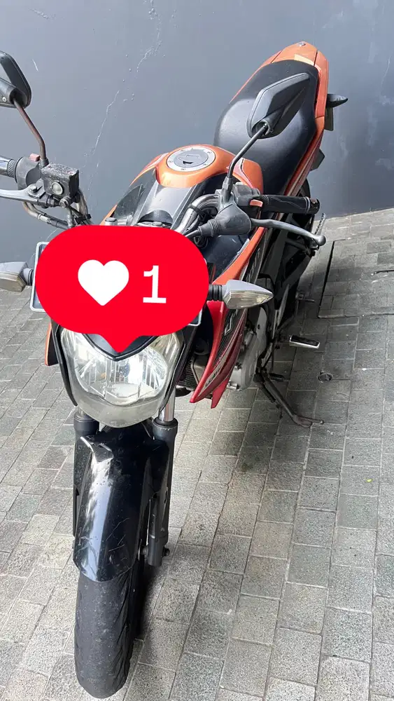 Dijual Cepat Yamaha Vixion 2013 Merah – Pajak Hidup, Harga Murah!