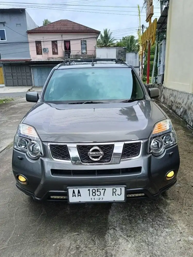 x trail 2.0 cvt th 2011