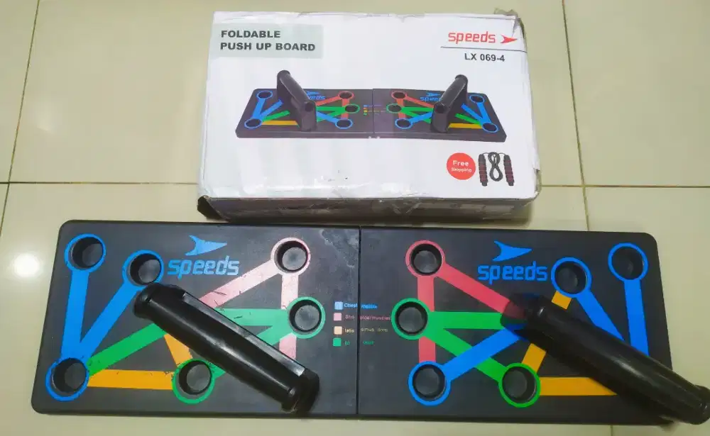 Jual push up bar dan pull up bar kondisi baru ga jd pakai murmer aja